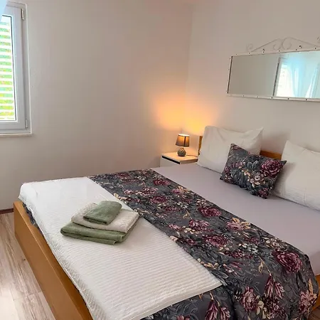 Apartman Viva Ciovo Slatine
